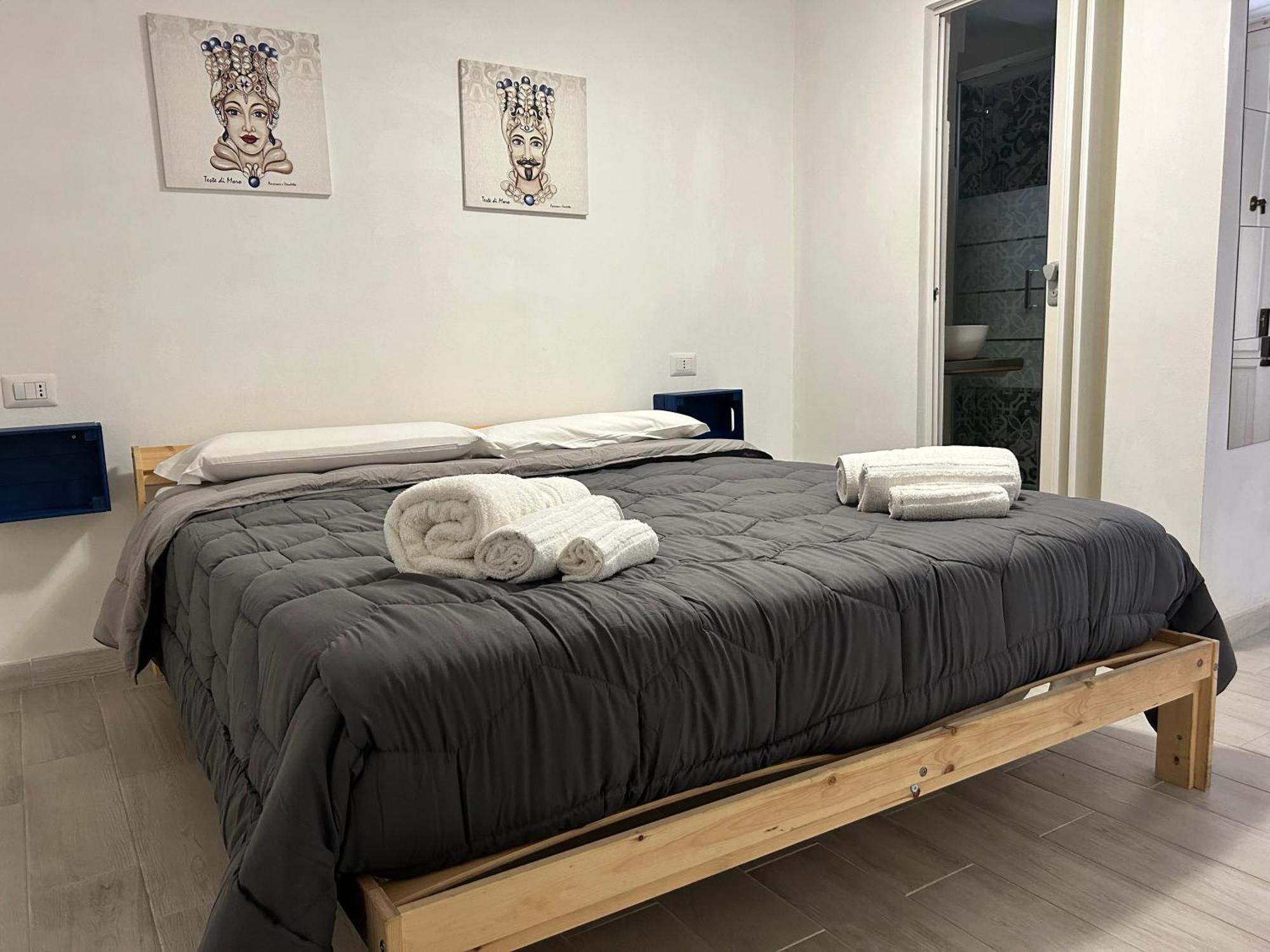 Ortigia Apartment Aretusa Syracuse Bagian luar foto