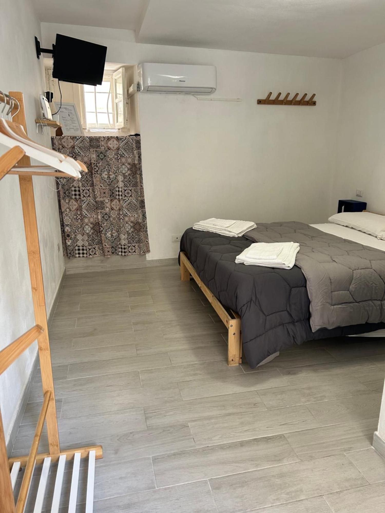 Ortigia Apartment Aretusa Syracuse Bagian luar foto